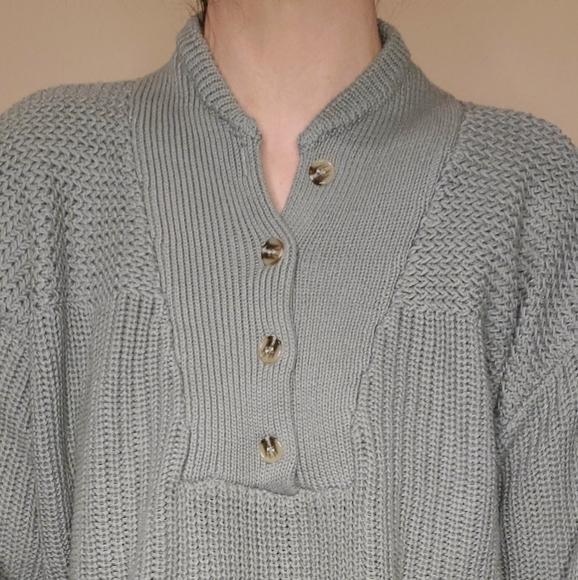 M Forever 21 sage green knit sweater loose boxy - Picture 2 of 8